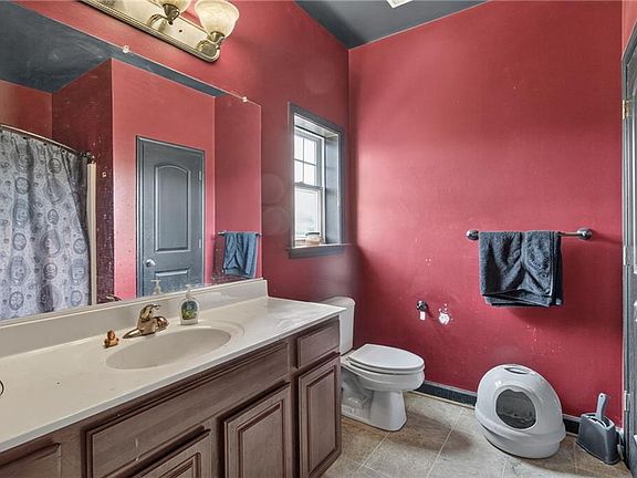 5th image of 523 Nesbit Dr #101