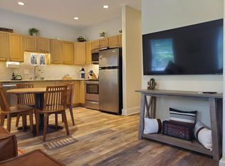 42085 Sweet Spring Ln #A, Leesburg, VA 20176