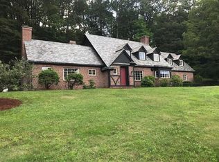 426 Blossom St, Fitchburg, MA 01420