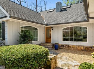 570 Glen Eagles Cir SE, Marietta, GA 30067