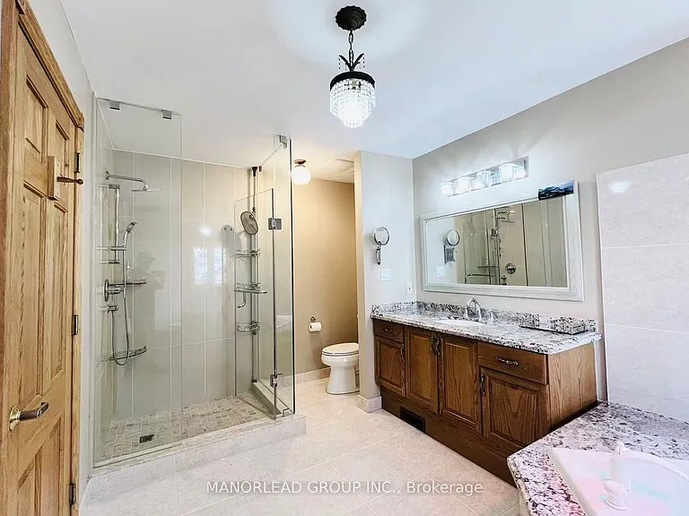 42 Metropolitan Cres — Photo 16