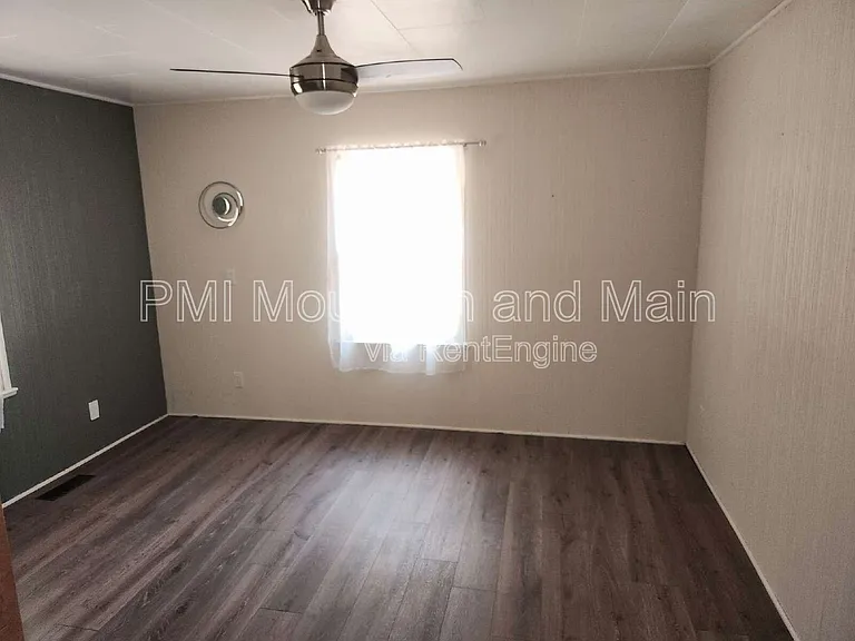 488 Lake Hosea Dr — Photo 17