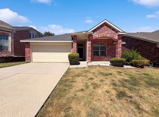 605 Crystal Falls Dr, McKinney, TX 75071