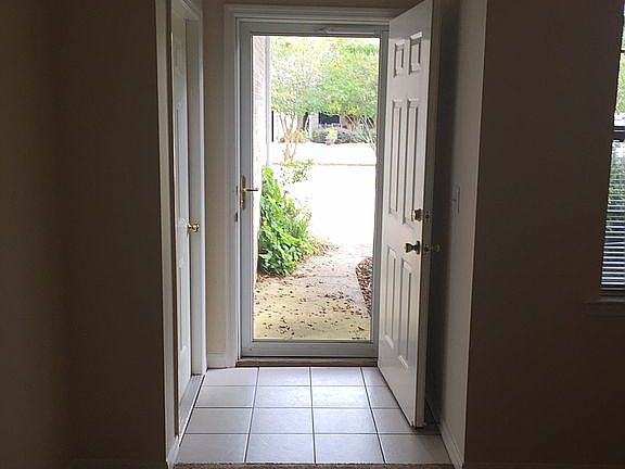 5th image of 6006 Brookehavens Ln
