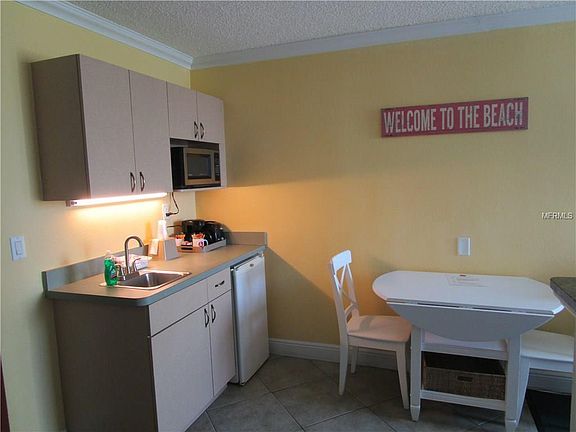 2nd image of 445 S Gulfview Blvd #321
