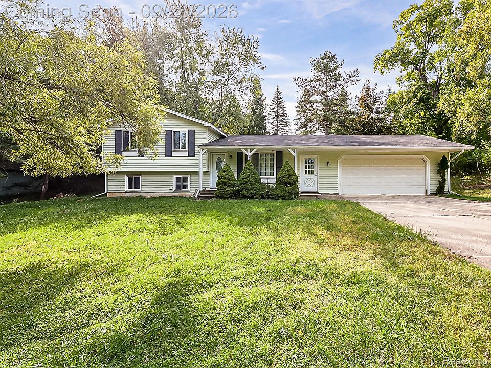 6995 Leytonstone Blvd, photo 22