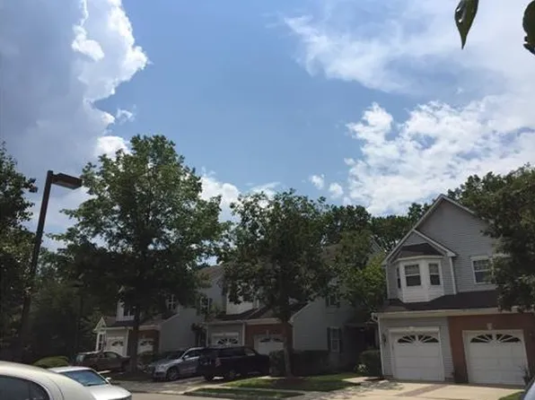 24 Ashley Dr, Old Bridge, NJ 08857