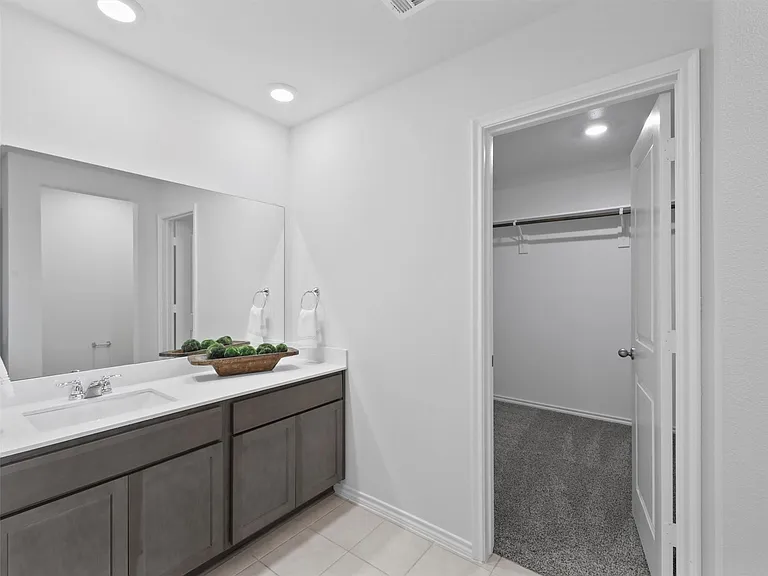 6113 Bracken Dr — Photo 14