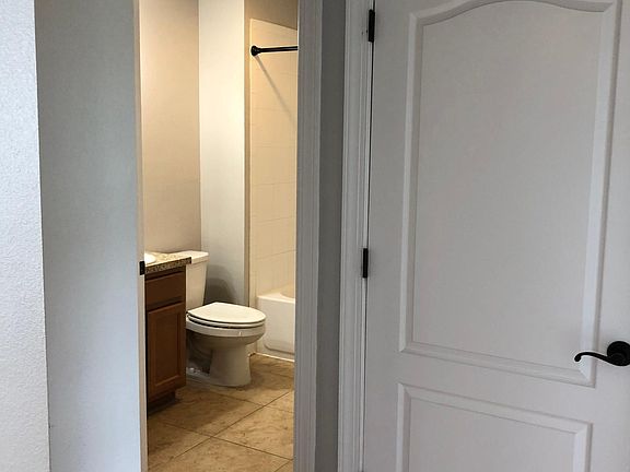 3rd image of 2839 Dorell Ave