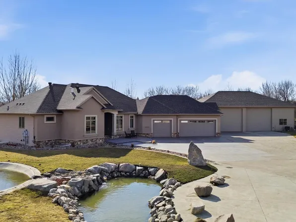 7620 Adelman Dr, Horace, ND 58047