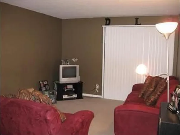 7001 N Terra Vista Dr #7201, Peoria, IL 61614