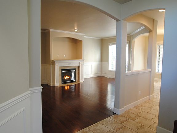 5th image of 17803 106th St E
