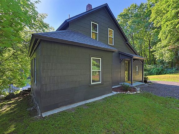 2nd image of 8 Mount Pleasant St