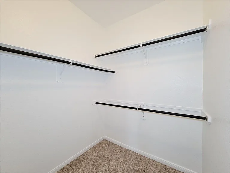 9718 Justin Ridge Ln — Photo 35