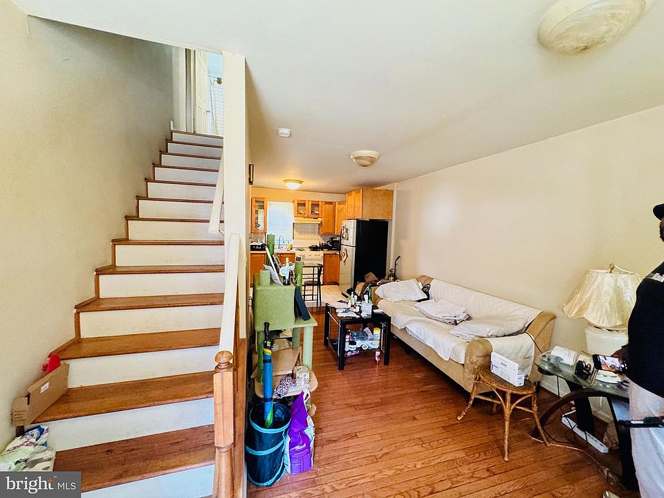 2nd image of 2817 Cantrell St