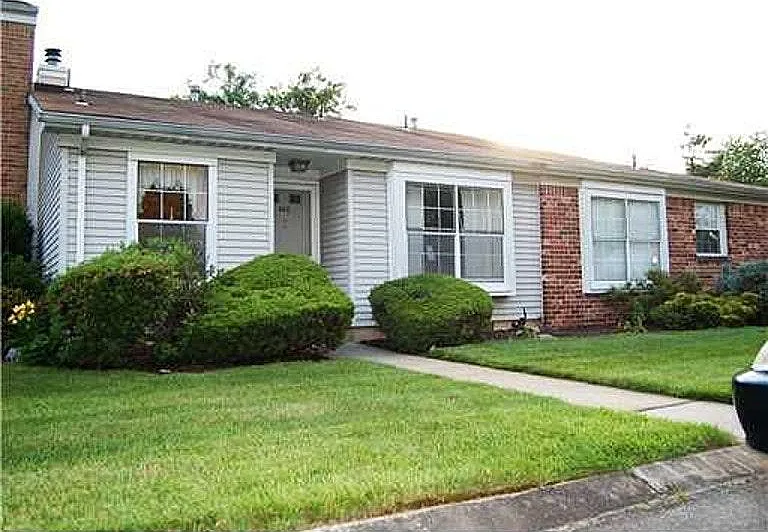 362 Constitution Cir