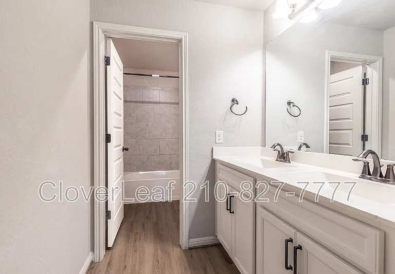 13145 Maridell Park — Photo 38