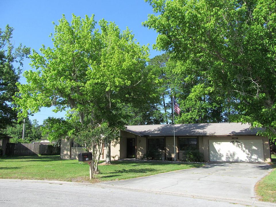 1st image of 144 Spicewood Cir W