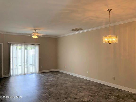 3rd image of 1694 Honeybee Ln