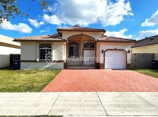 8924 NW 145th St, Miami Lakes, FL 33018