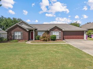 1837 Sanford Dr, Prattville, AL 36066