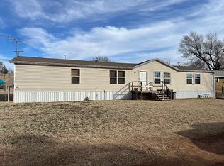502 S 5th St, Hammon, OK 73650