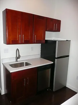 Rented by 5 Boro Realty Corp | media 47