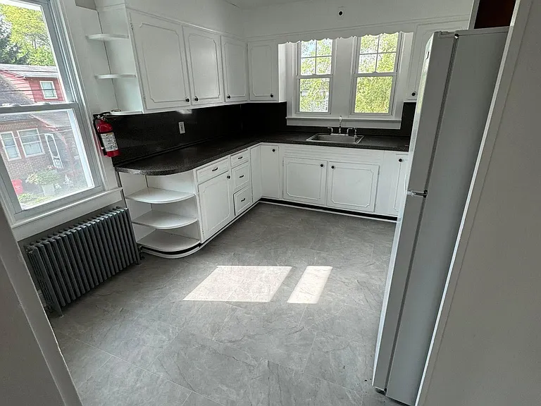 160 W Harmony St #1 — Photo 5