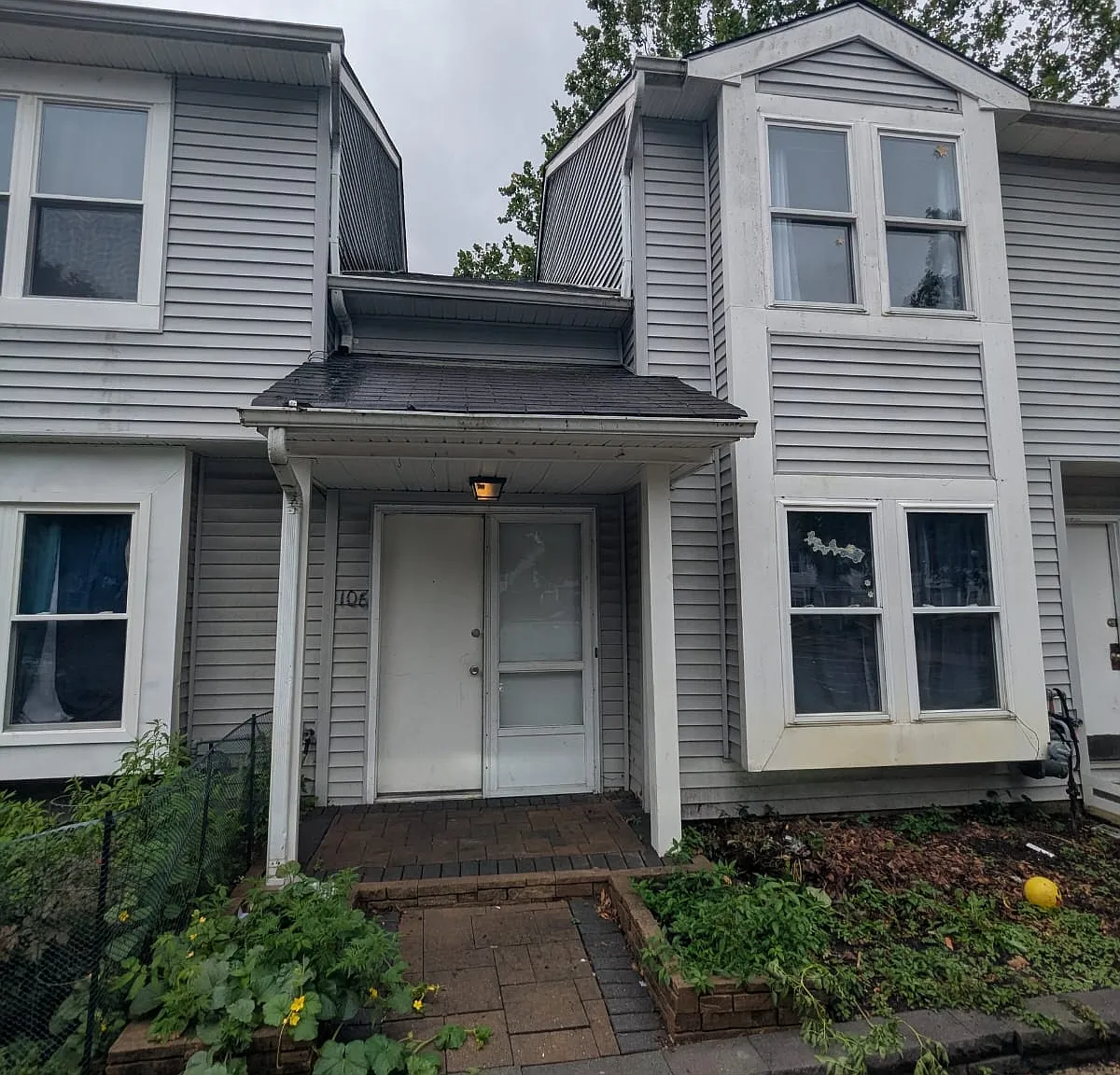 2 bed, 1.5 bath, 1170 sqft, $2,450 — Photo 1