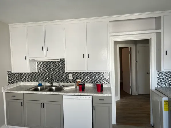 2702 Holt Ln, Hopkinsville, KY 42240