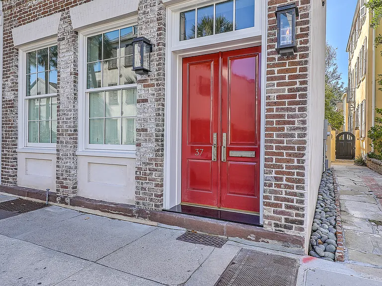 37 State St — Photo 36