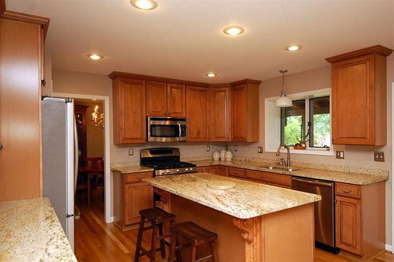 2nd image of 4081 Clearwater Way