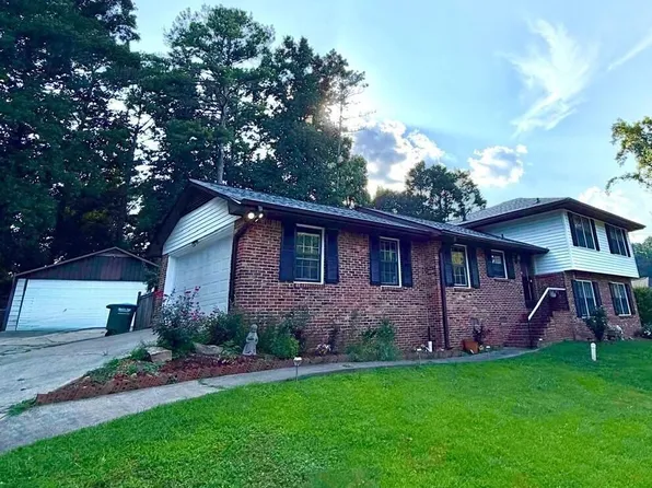 753 Brookwood Ter SW, Lilburn, GA 30047