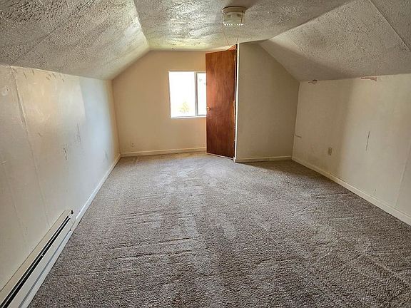 5th image of 1634 E Heroy Ave