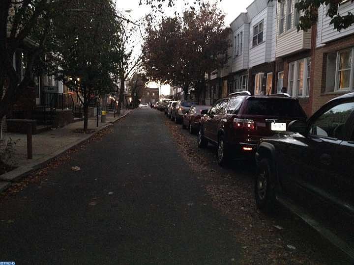 2nd image of 2624 S Hutchinson St