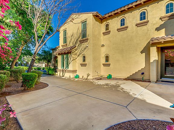 5th image of 20633 W Walton Dr