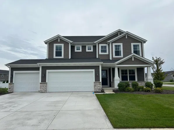 6641 Sky Dr, Schererville, IN 46375