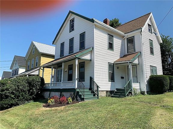 3rd image of 22 Oak St