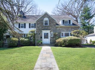22 Burkewood Road, Mount Vernon, NY