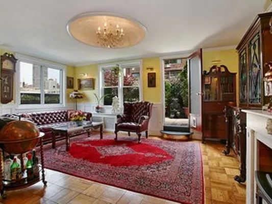 Sold by Corcoran | media 14