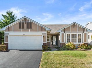 505 Parkland Ct, Oswego, IL