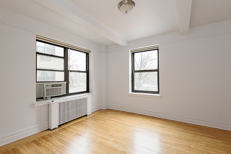 2nd image of 230 Riverside Dr APT 2O