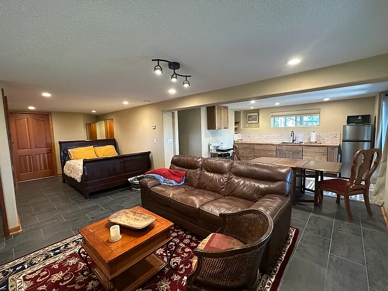 Spacious, open layout with lots of light