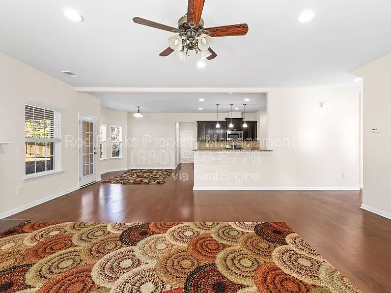 4860 Pepper Dr — Photo 9