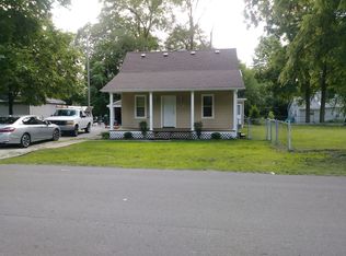 21417 Seminole St, Southfield, MI 48033