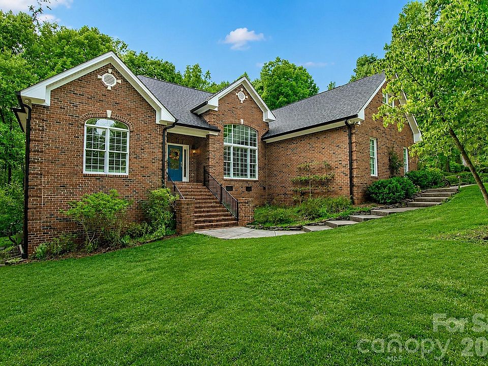 1st image of 265 Westminster Ct #55