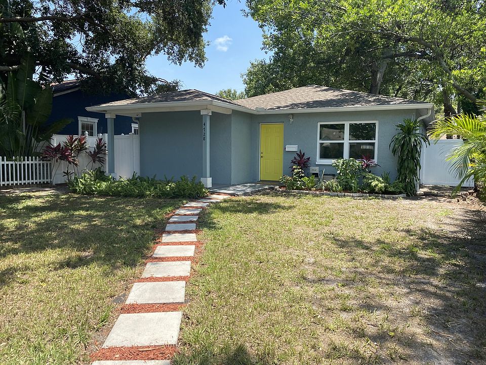 Welcome to 4728 1st Avenue South in St. Petersburg