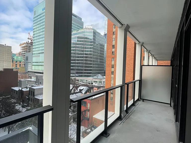 20 Edward St #512 — Photo 17