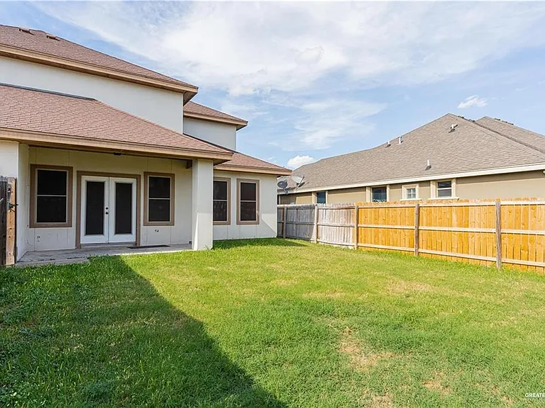 1426 Julian Cir — Photo 15