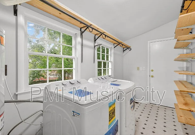 1609 Shelby Ave — Photo 21
